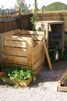 Compost bin